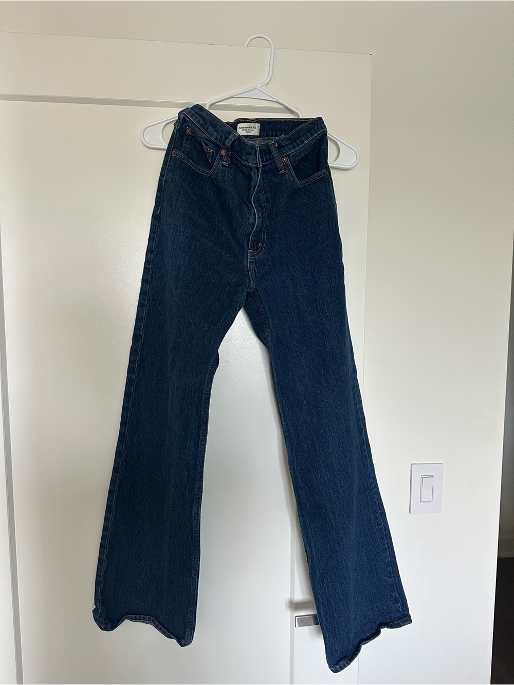 Abercrombie & Fitch Dark Indigo High-Rise Straight Jeans